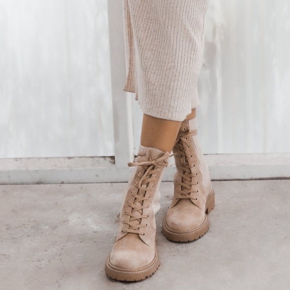 SAM EDELMAN Lydell Combat Boot in Sesame Suede/Knit